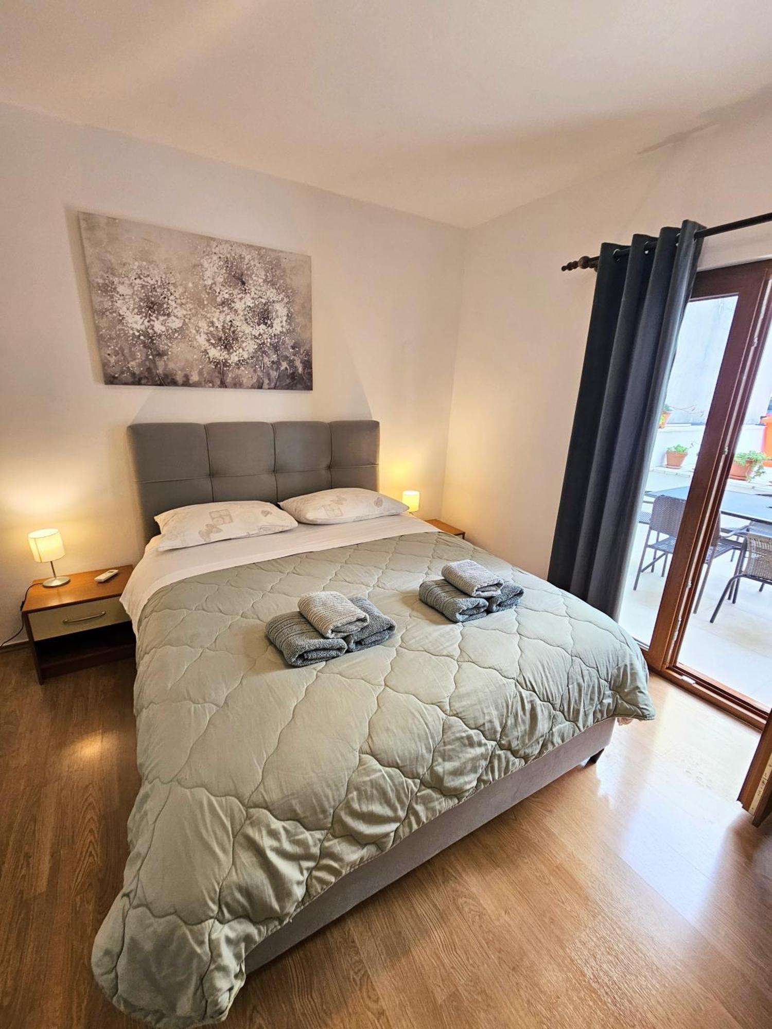 Apartmani Majic Makarska Esterno foto
