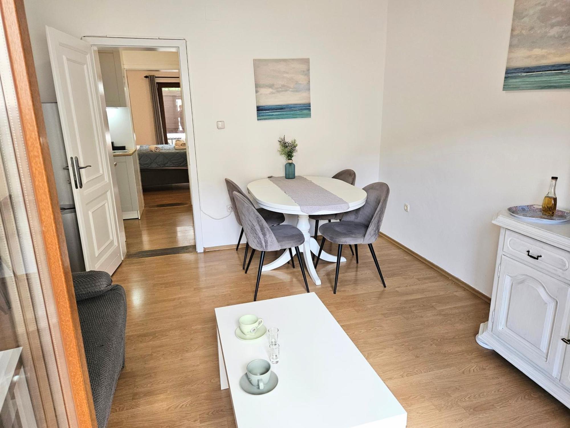 Apartmani Majic Makarska Esterno foto